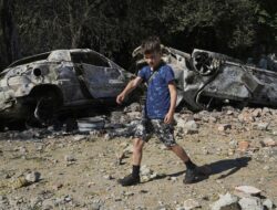 Russia Attacks Kyiv in Largest Strike Since War Began